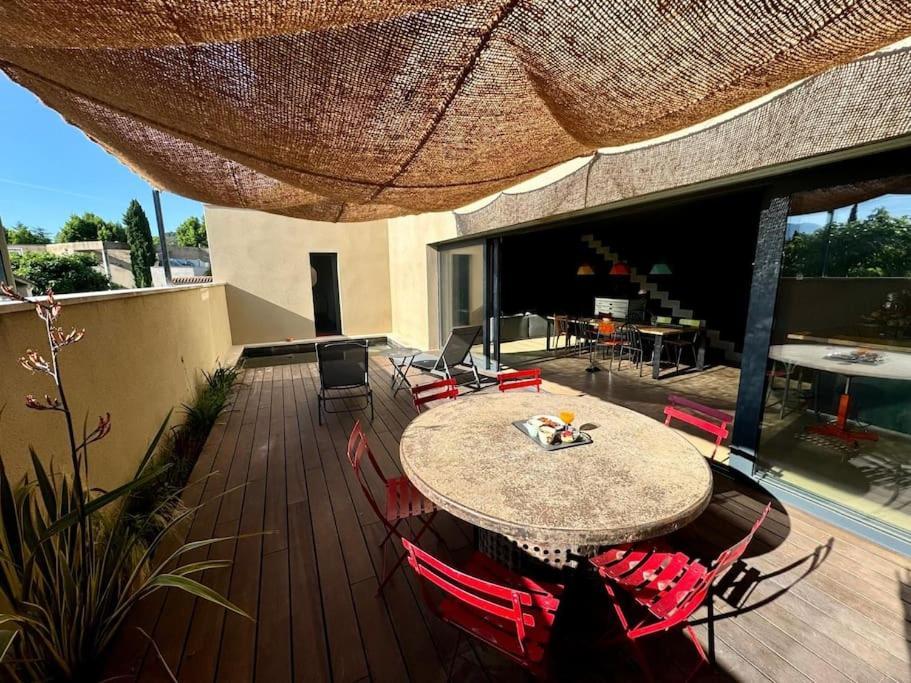 Maison D'Architecte Avec Piscine-Spa Chauffe En Centre Ville De Vaison-La-Romaine Kültér fotó