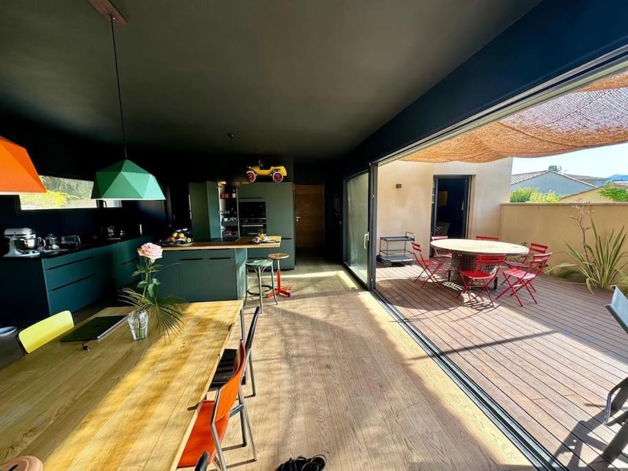 Maison D'Architecte Avec Piscine-Spa Chauffe En Centre Ville De Vaison-La-Romaine Kültér fotó